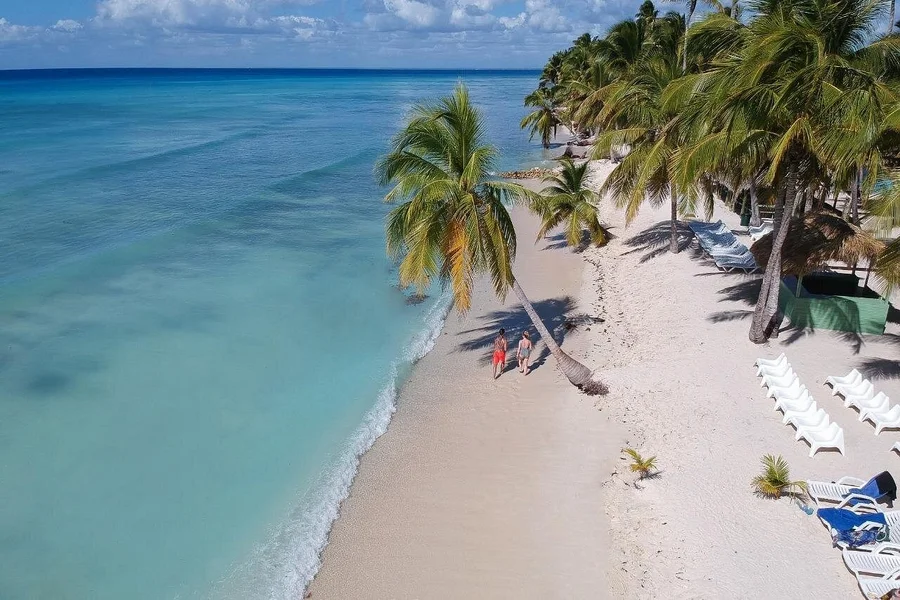 Excursión en catamarán por el Caribe con Lismairi Tour en República Dominicana